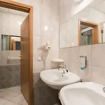 בית הארחה Union 3*