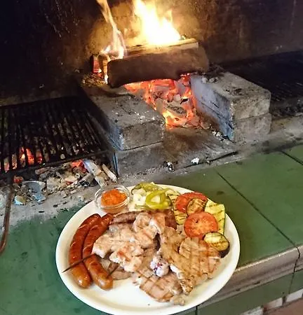 联盟膳食公寓酒店 3*